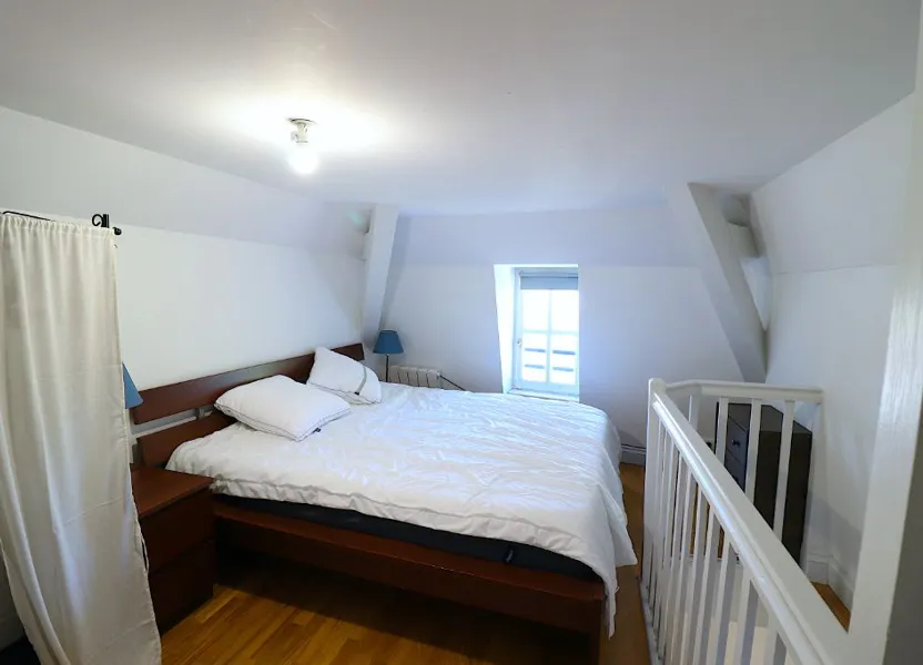 Flat Rue Saint Georges in Lyon