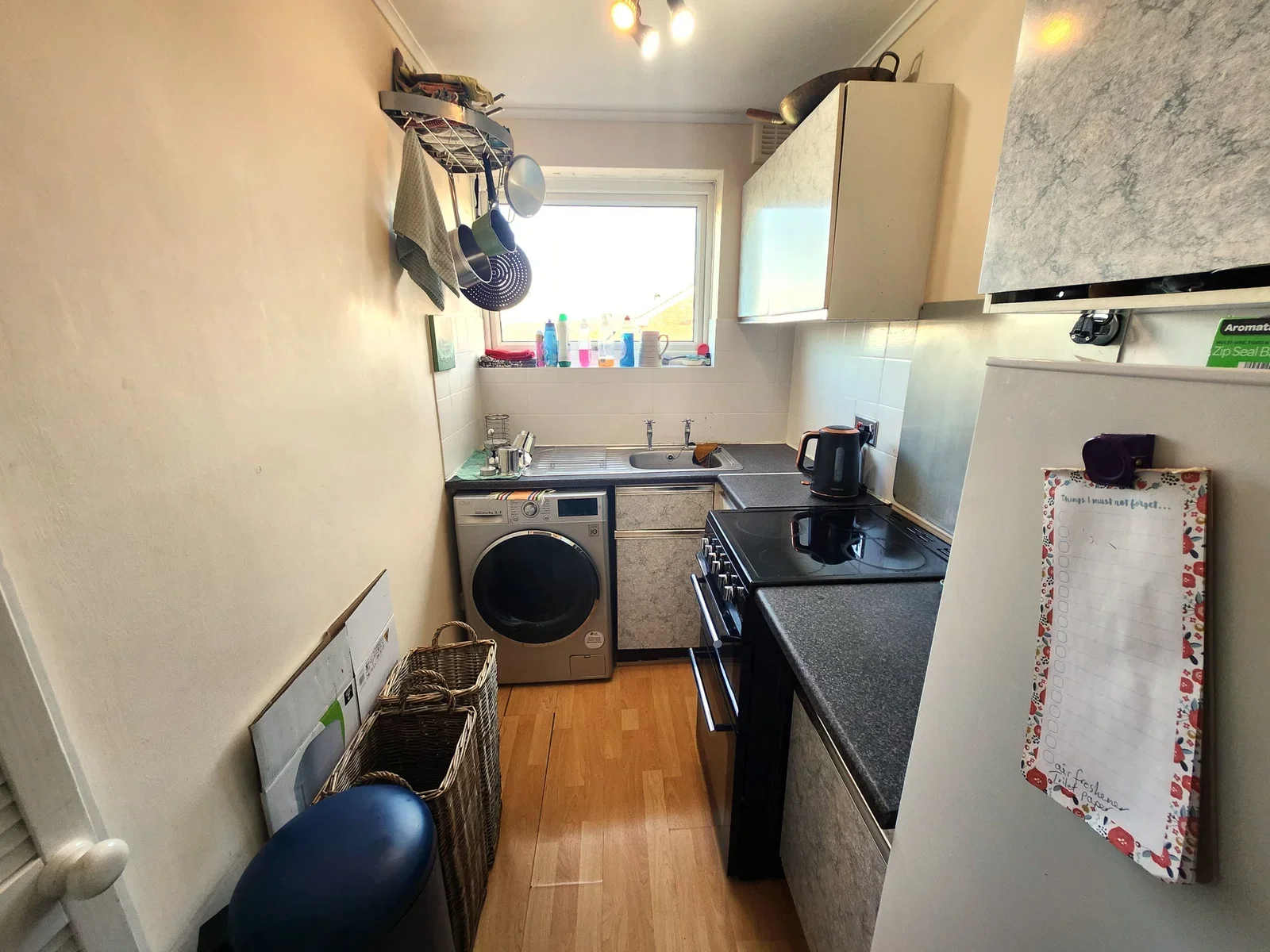 Flat Apperley Way in Dudley