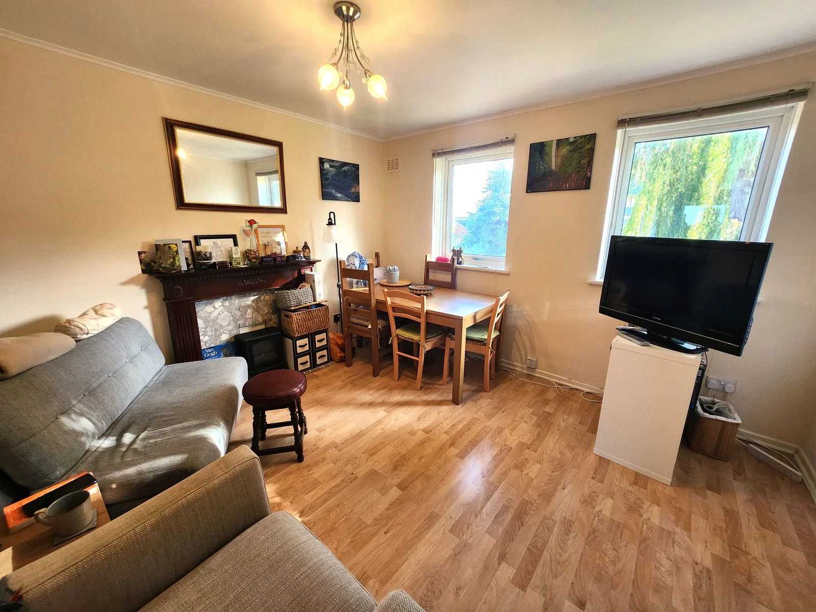 Flat Apperley Way in Dudley