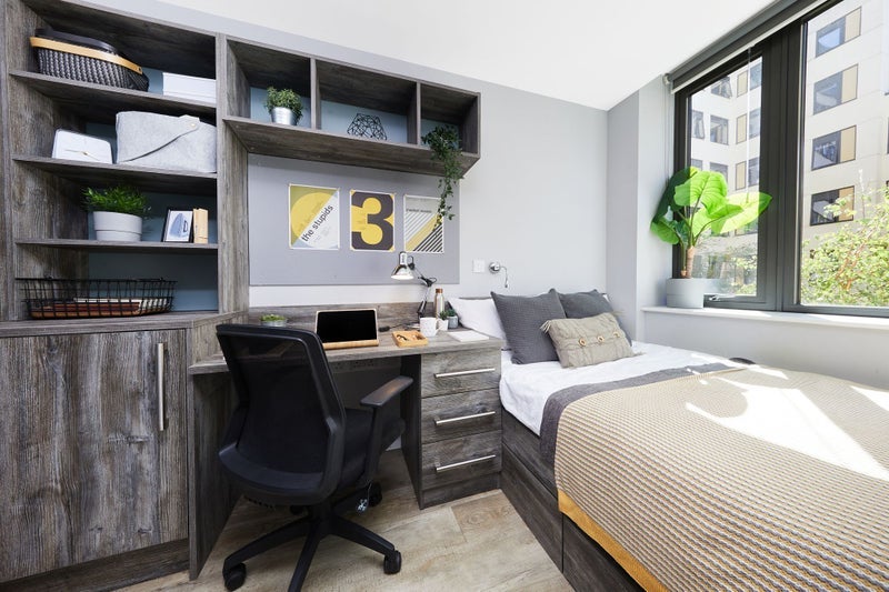 Room St Andrew's Place in Cardiff