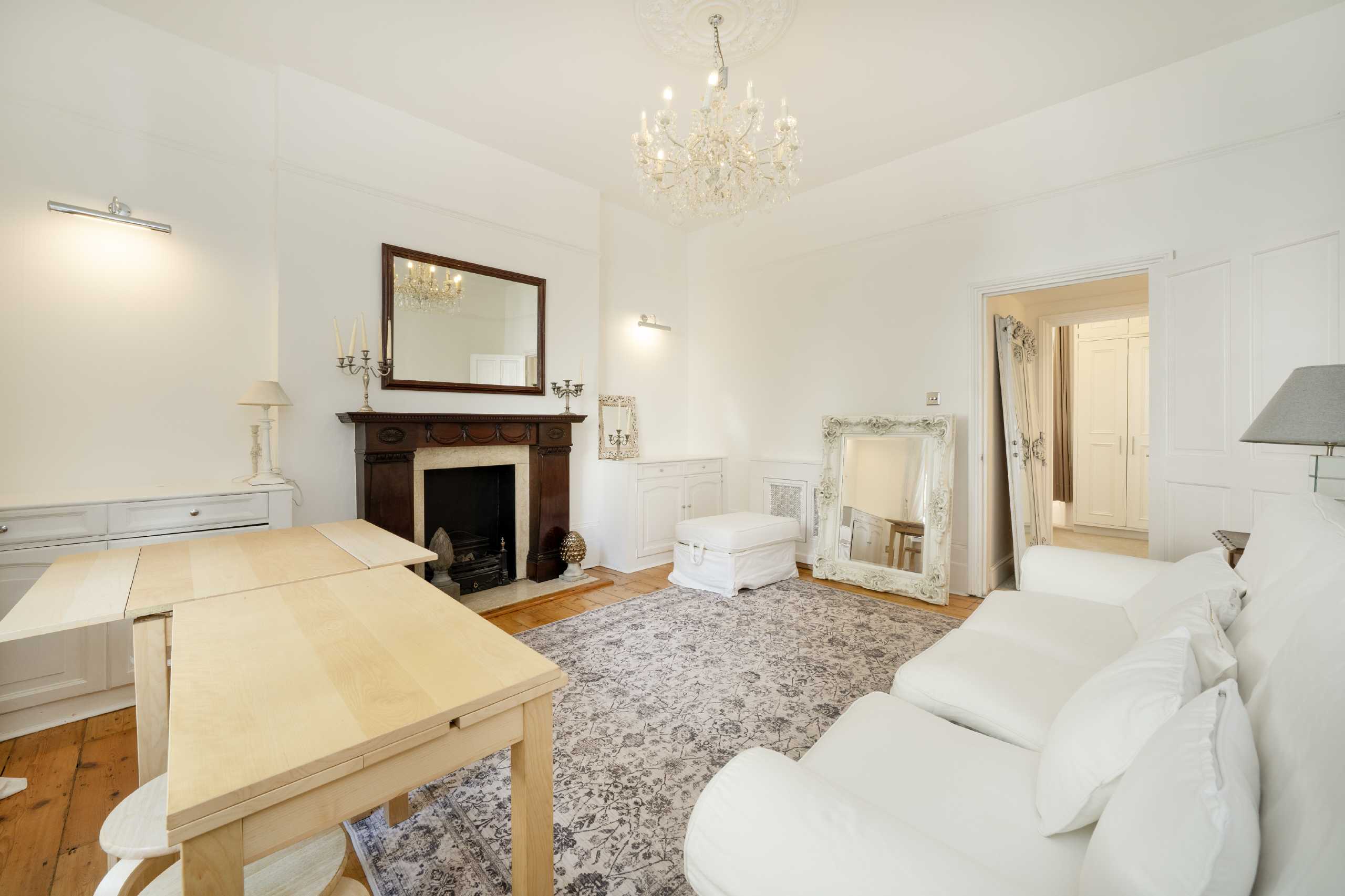 Flat Cambridge Gardens in Greater London