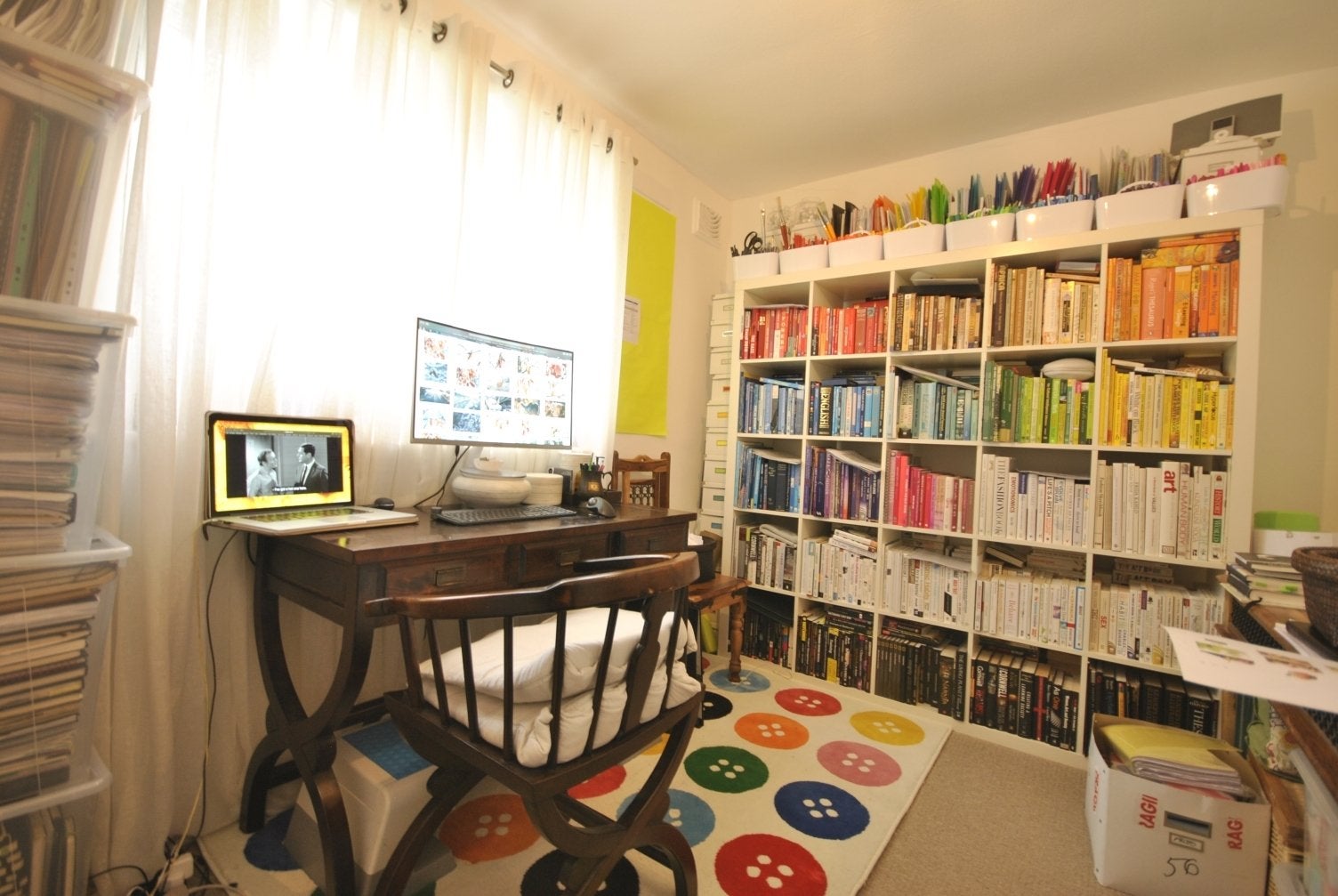 Flat Amblecote Road in Greater London