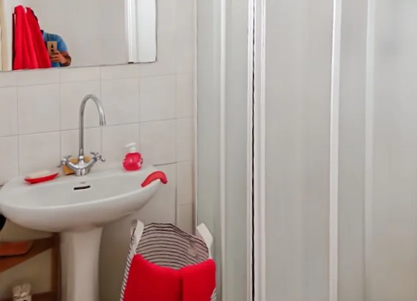 Room Rue Édouard Vaillant in Tours