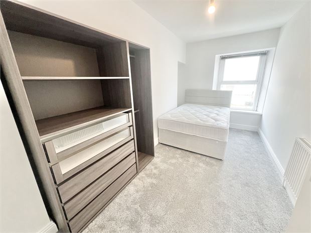 Flat Westbury Street in Swansea