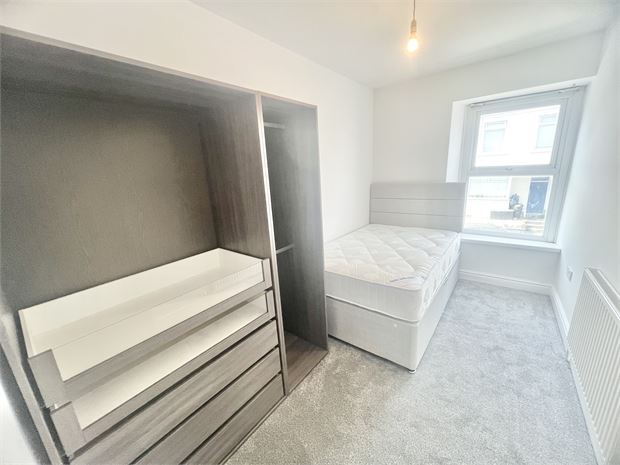 Flat Westbury Street in Swansea