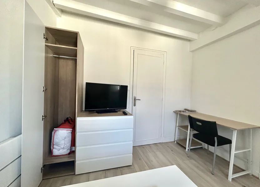 Room Rue Lamartine in Périgueux