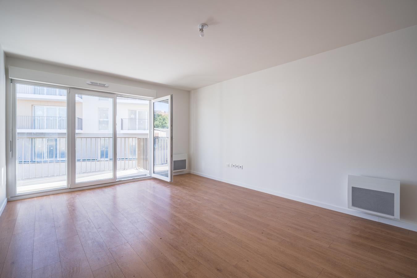 Flat Chemin / Boulevard du  Bel-Air in Champs-sur-Marne