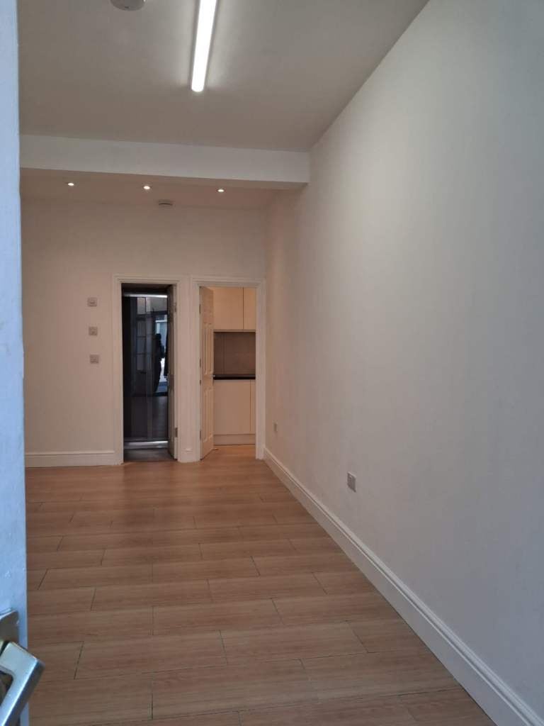 Flat West Hill in Greater London