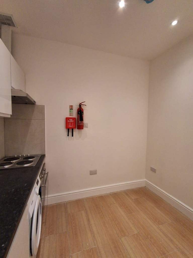 Flat West Hill in Greater London
