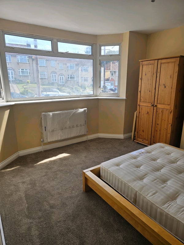 Room Callington Road in Bristol
