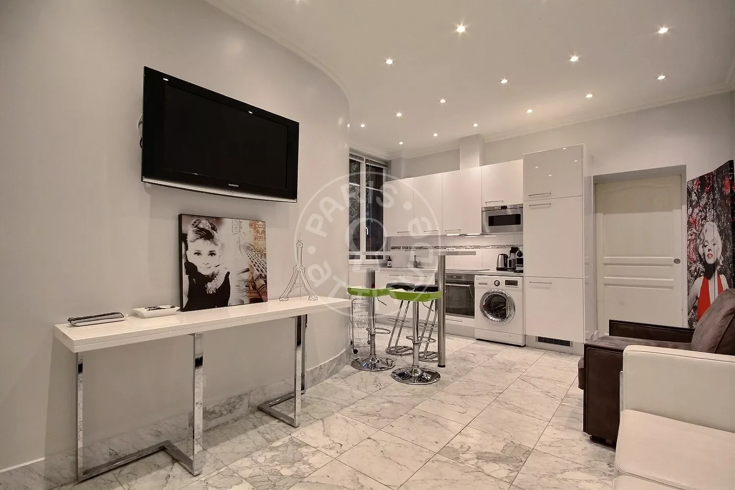 Flat Rue du Poteau in Paris