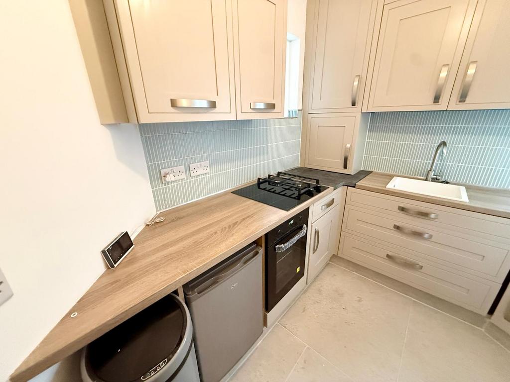 Flat Nightingale Road in Portsmouth