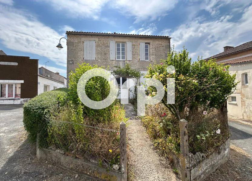 Maison D 212 à Genouillé