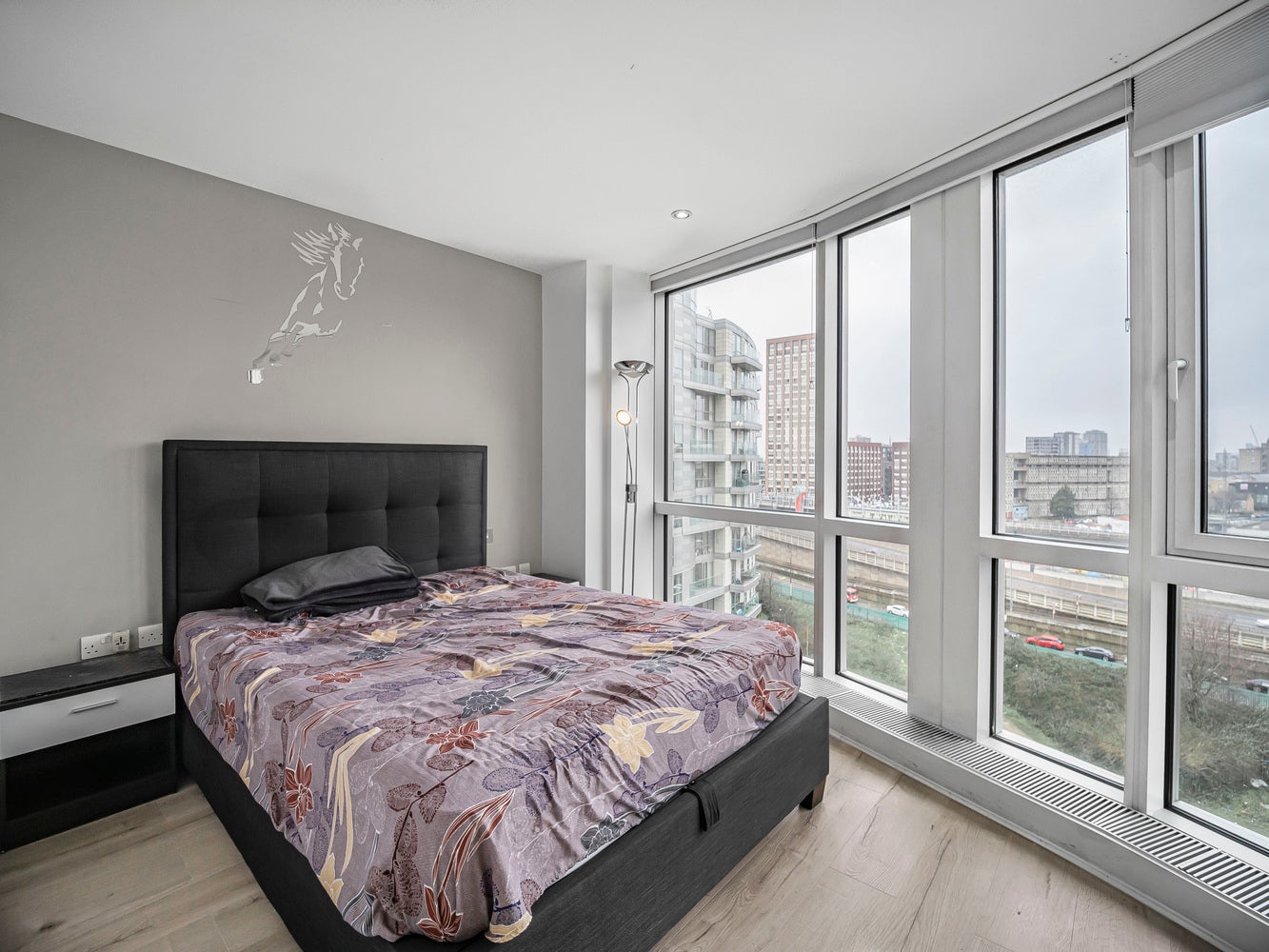 Flat Fairmont Avenue in Greater London