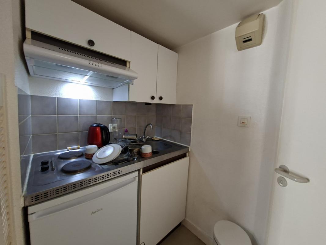 Room Rue de Bertrand in Rennes