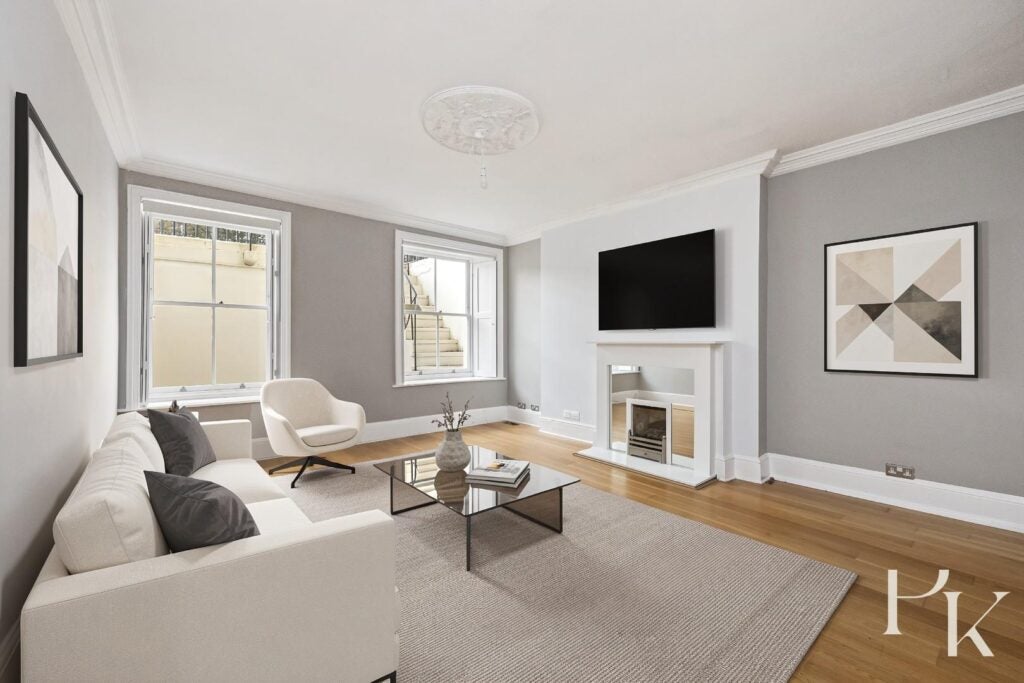 Flat Adelaide Crescent in Hove
