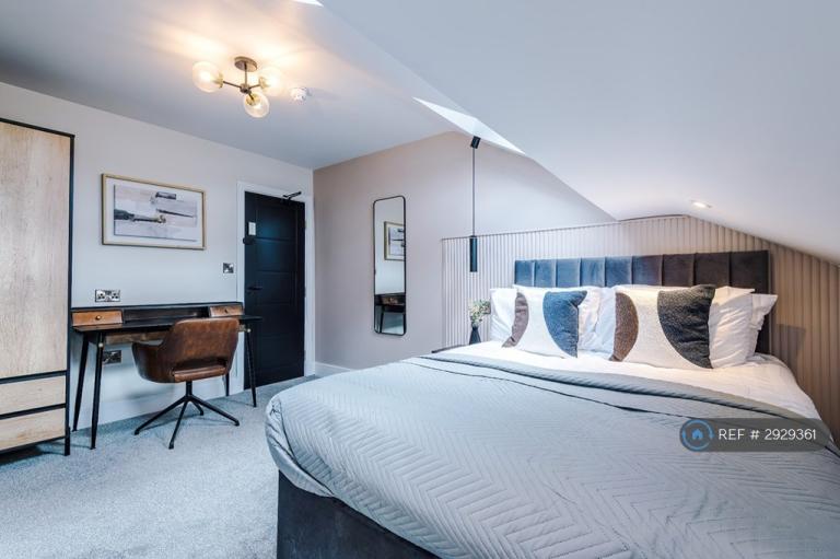Room Clegge Street in Warrington