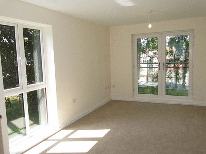 Flat Donington Grove in Wolverhampton