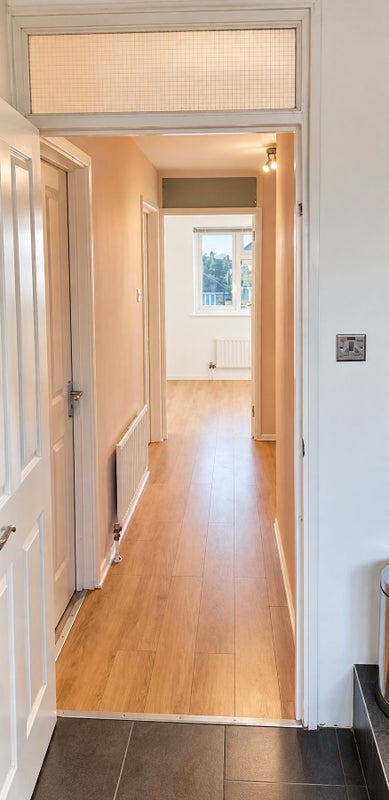 Room Arkley Road in Greater London