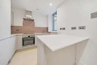 Flat The Broadway in Greater London