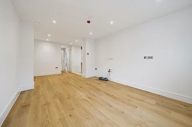 Flat The Broadway in Greater London