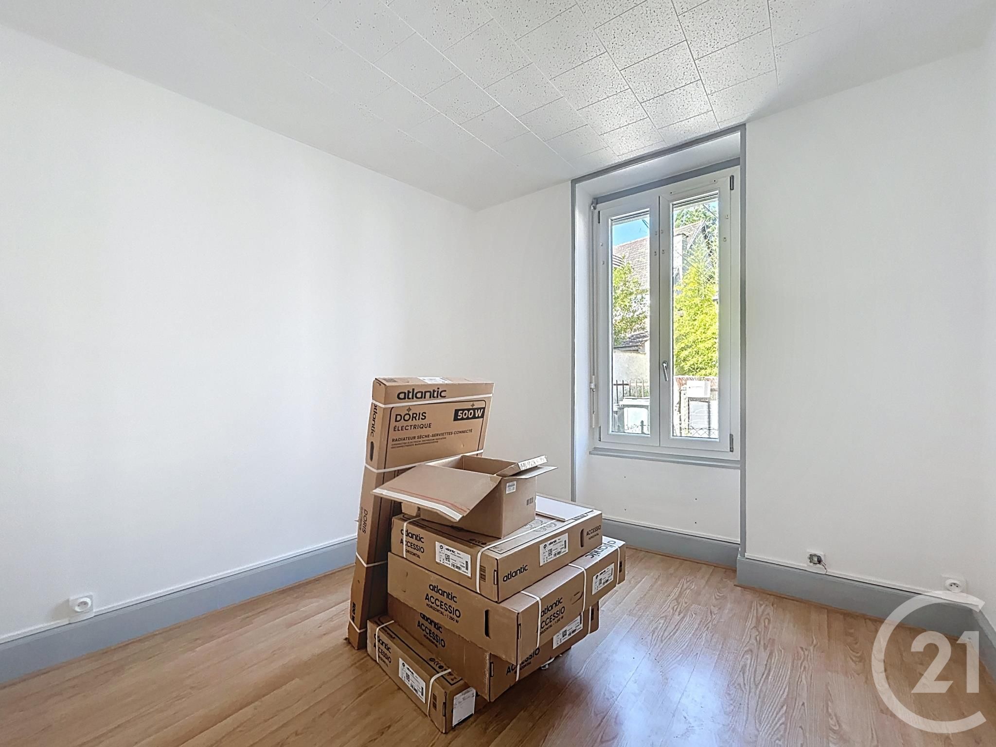 Flat Rue Claudius Tury in Varennes-sur-Allier