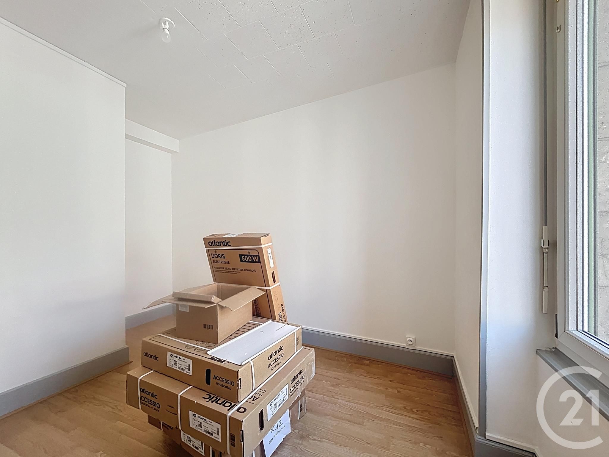 Flat Rue Claudius Tury in Varennes-sur-Allier