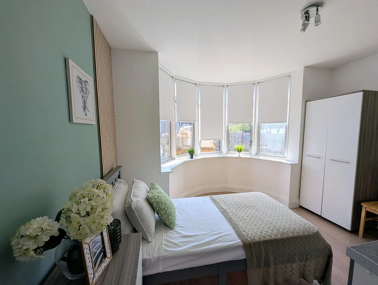 Room Ashcombe Park in Greater London