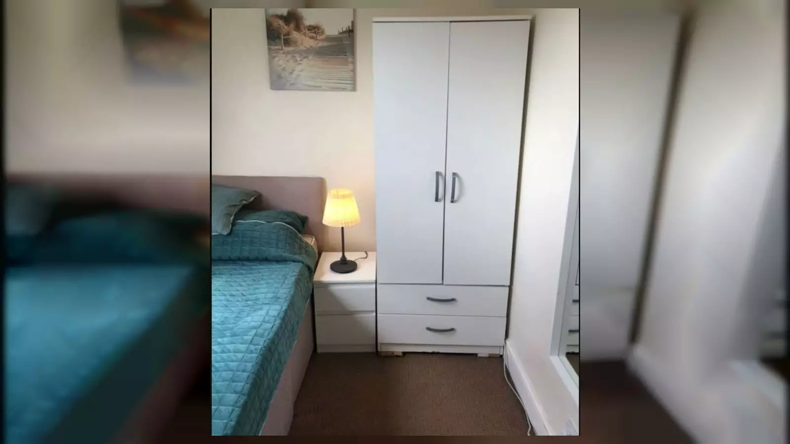 Flat Byam Street in Greater London