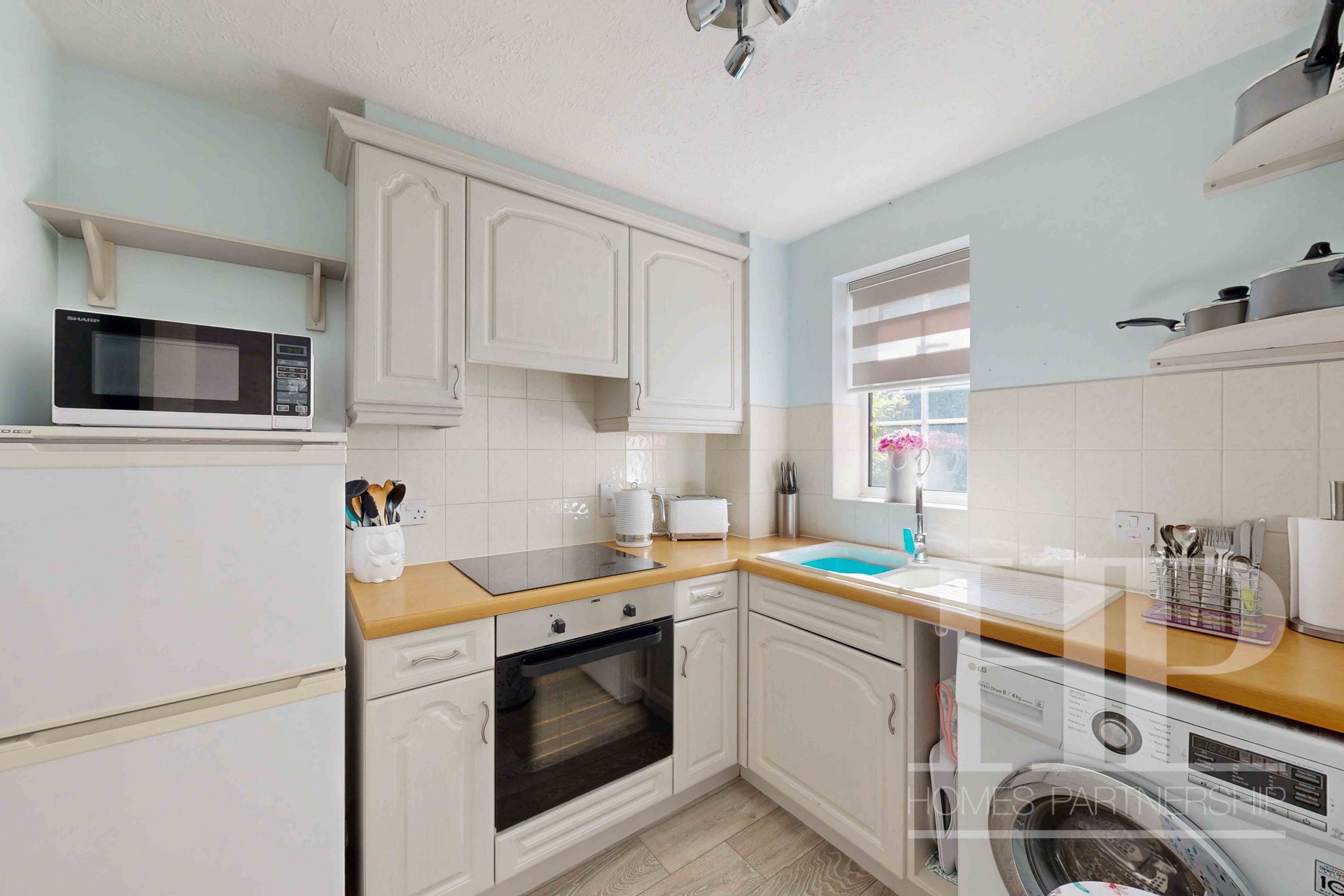 House Lyon Close in Crawley