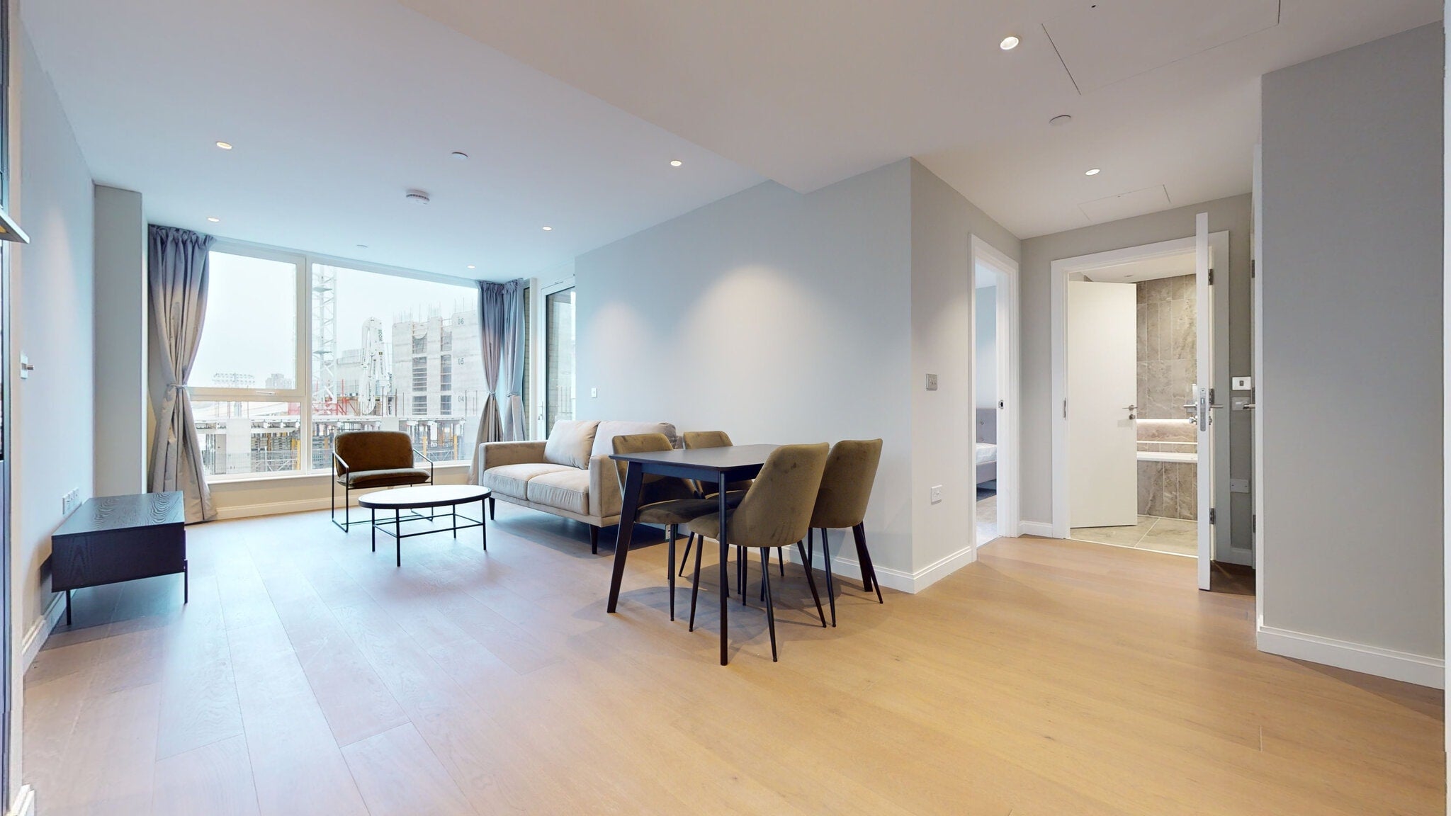 Flat Kennington Lane in Greater London