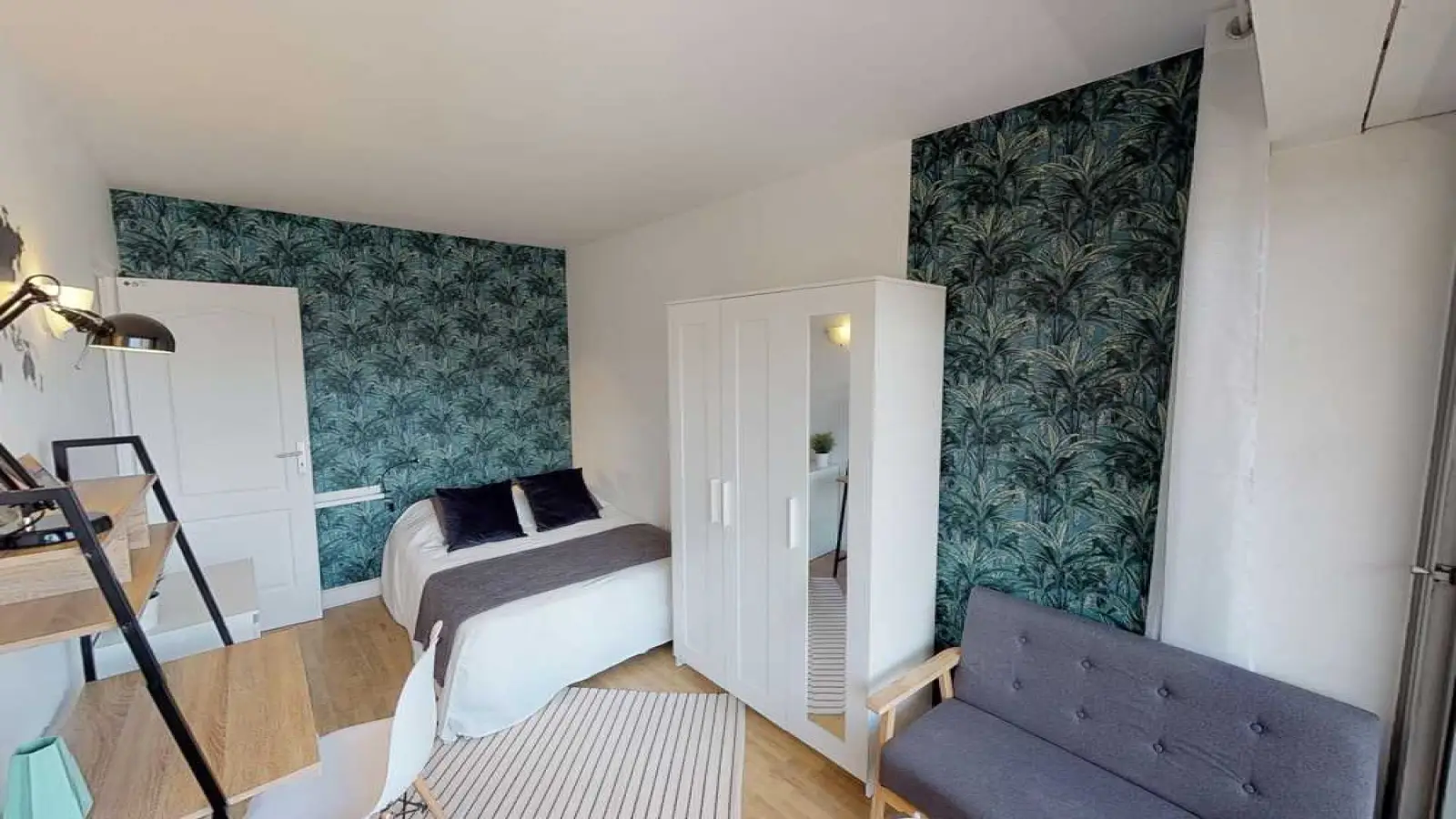 Flat Rue David d'Angers in Paris