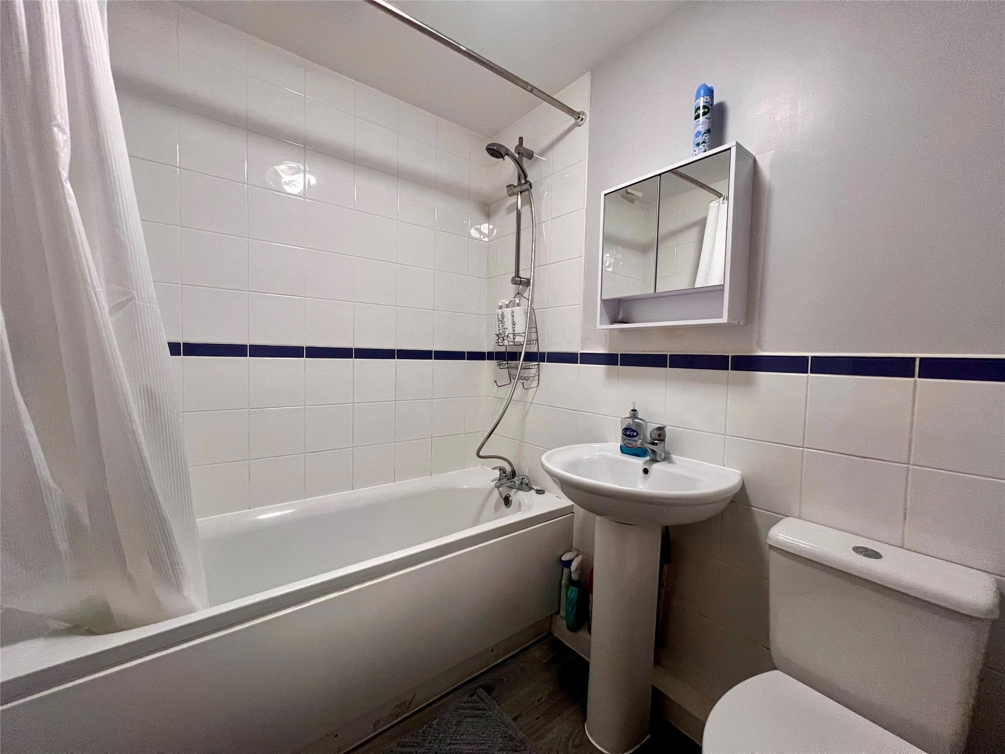 Flat Wootton Road in Bristol