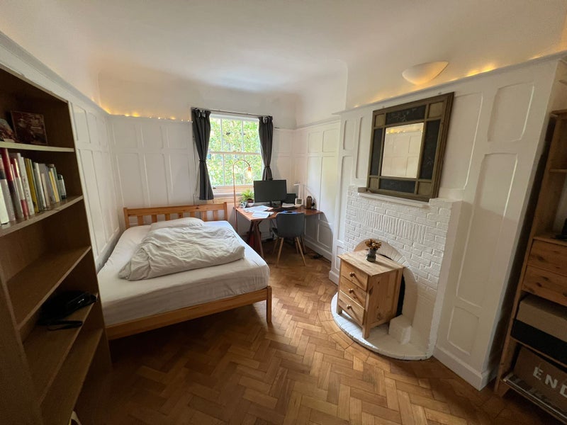 Room Store Street in Greater London