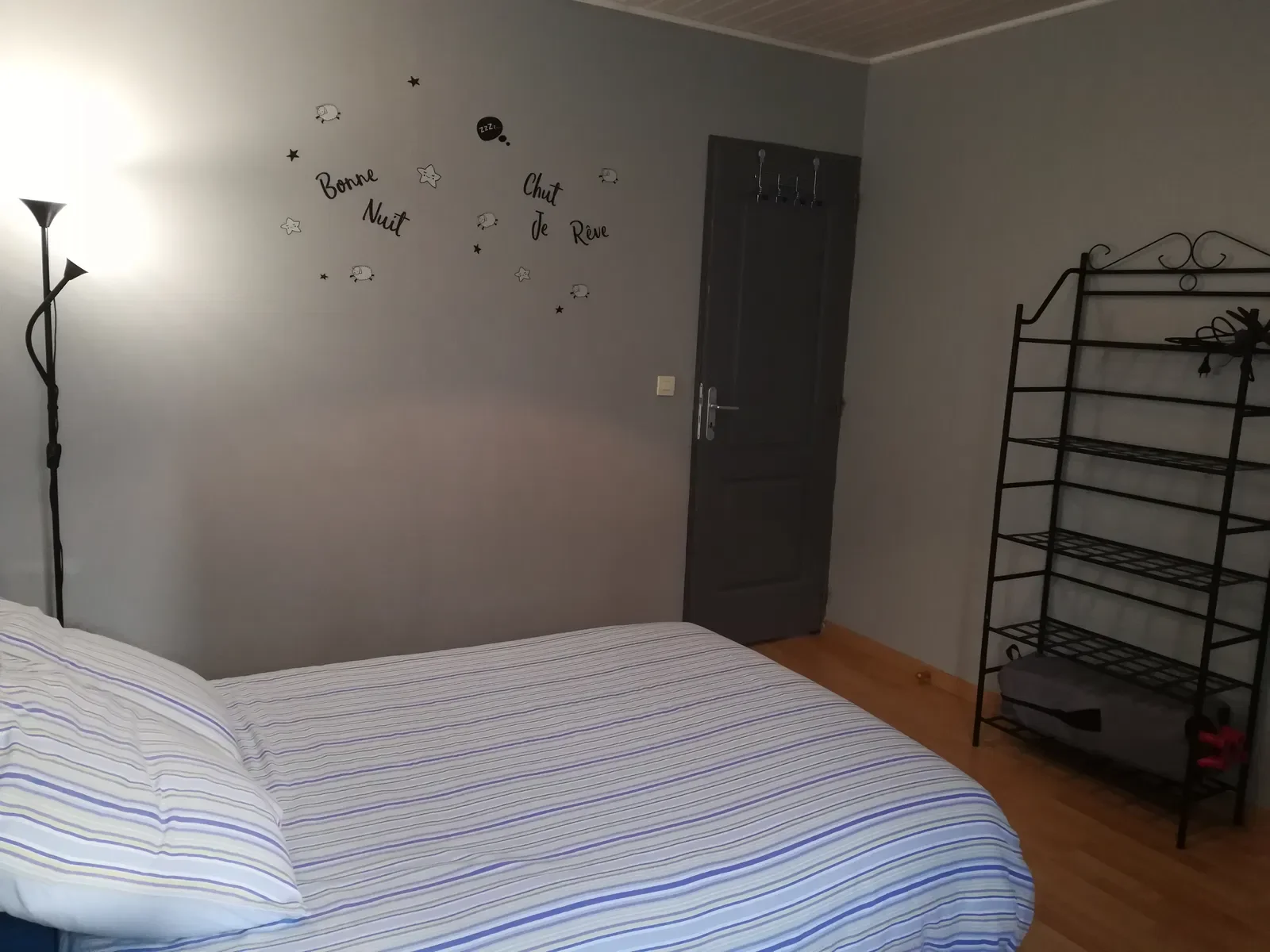 Room Rue de Lunéville in Douai