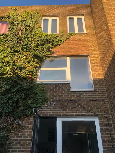 Room Bruce Road in Greater London
