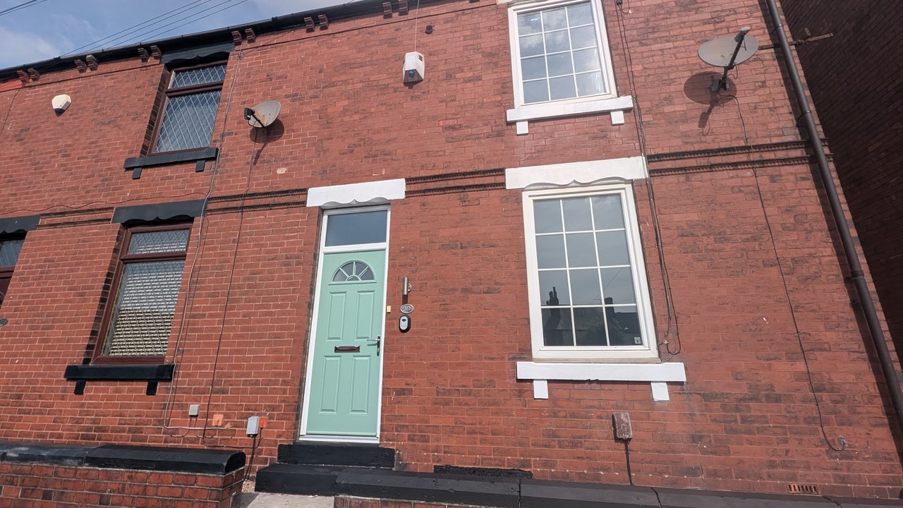 House Wycliffe Street in Wakefield
