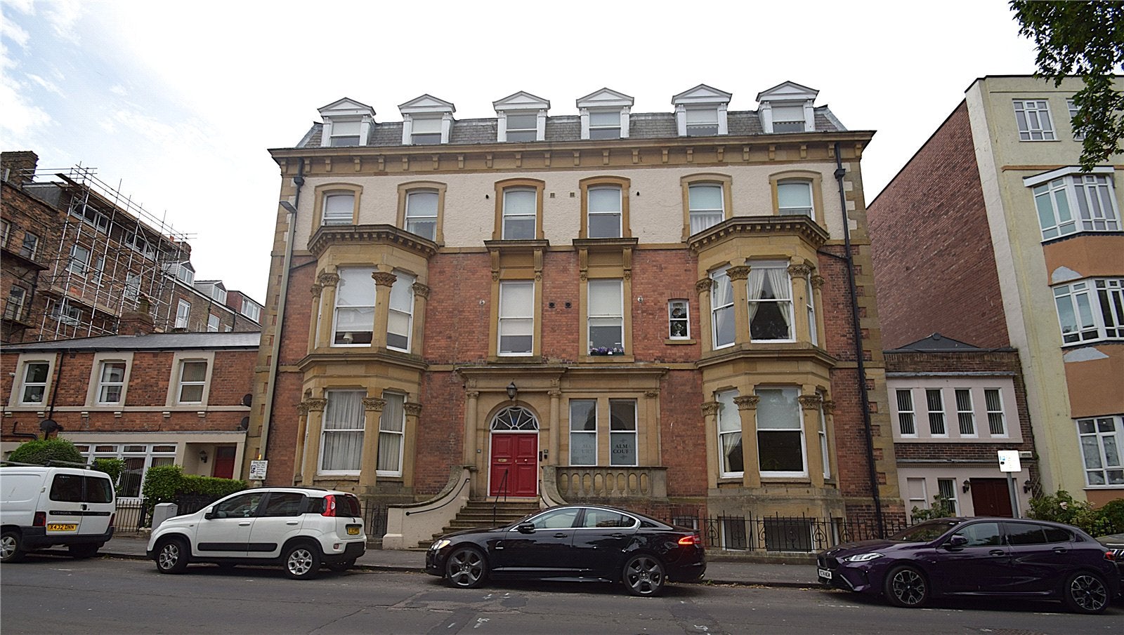 Flat West Street in Scarborough
