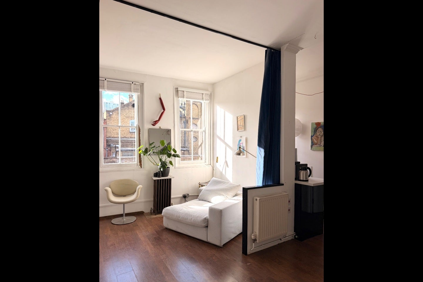Flat Shoreditch High Street in Greater London
