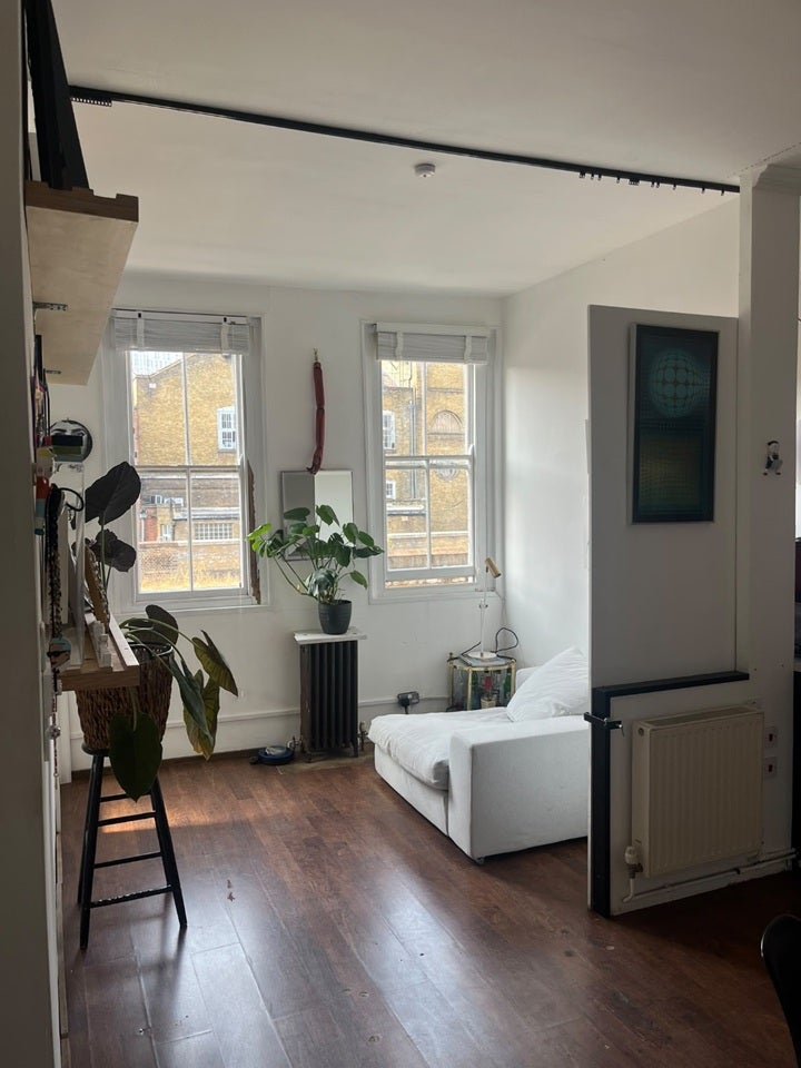 Flat Shoreditch High Street in Greater London