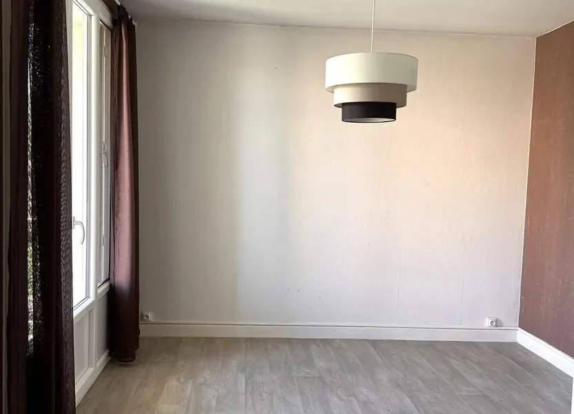 Appartement Avenue Burago di Molgora à Saint-Symphorien-d'Ozon