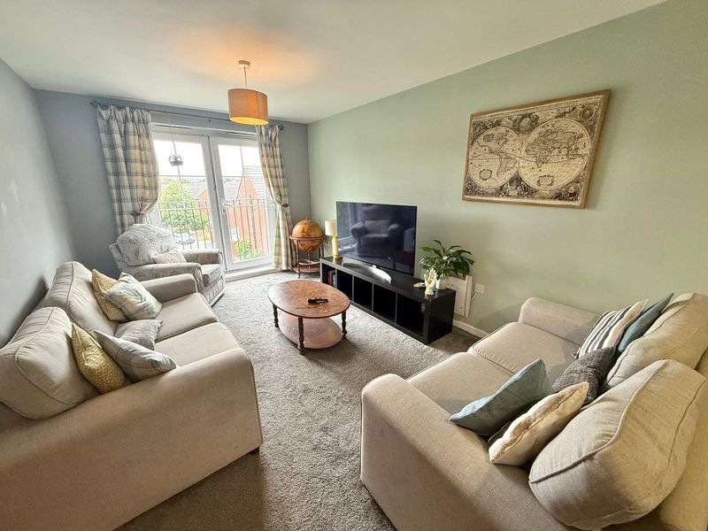 Flat Robinson Road in Ellesmere Port