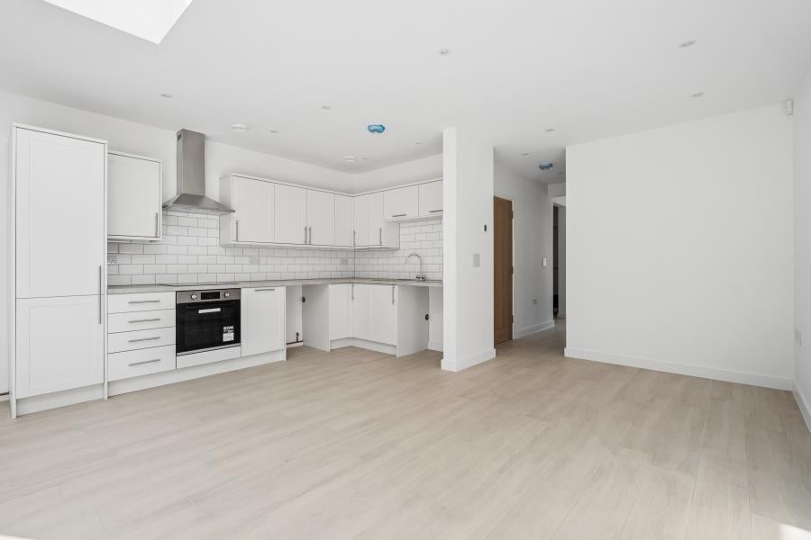 House Sylvia Avenue in London