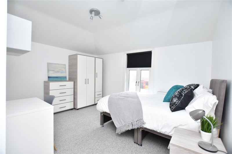 Room Lestock Close in Greater London