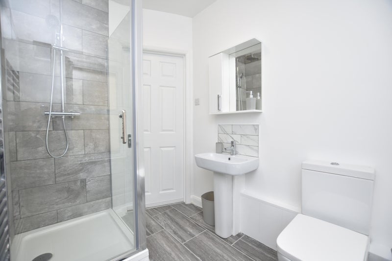 Room Lestock Close in Greater London