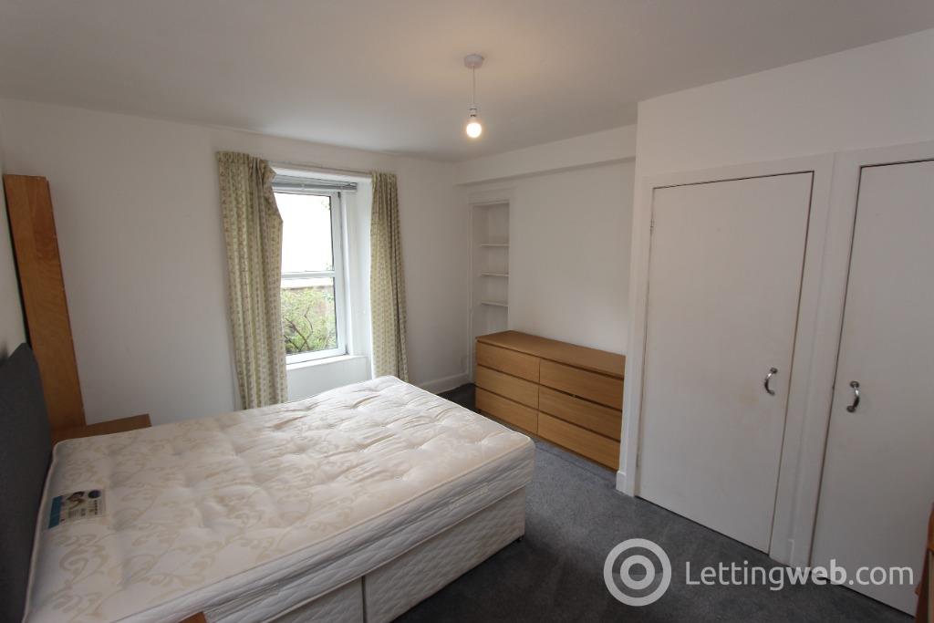 Flat Caledonian Crescent in City of Edinburgh