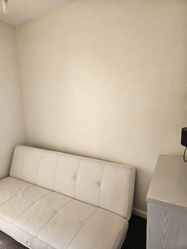 Room Briarfield Crescent in Sheffield