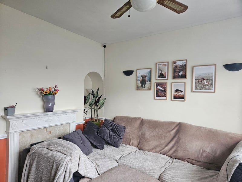 Room Briarfield Crescent in Sheffield