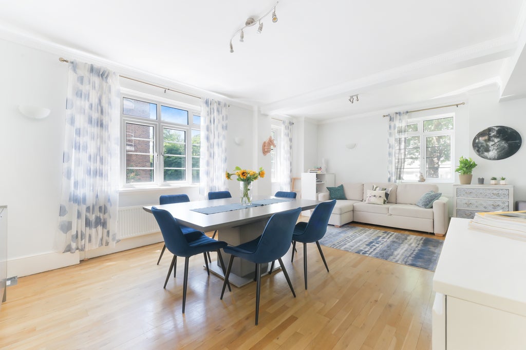 Flat Logan Place in Greater London