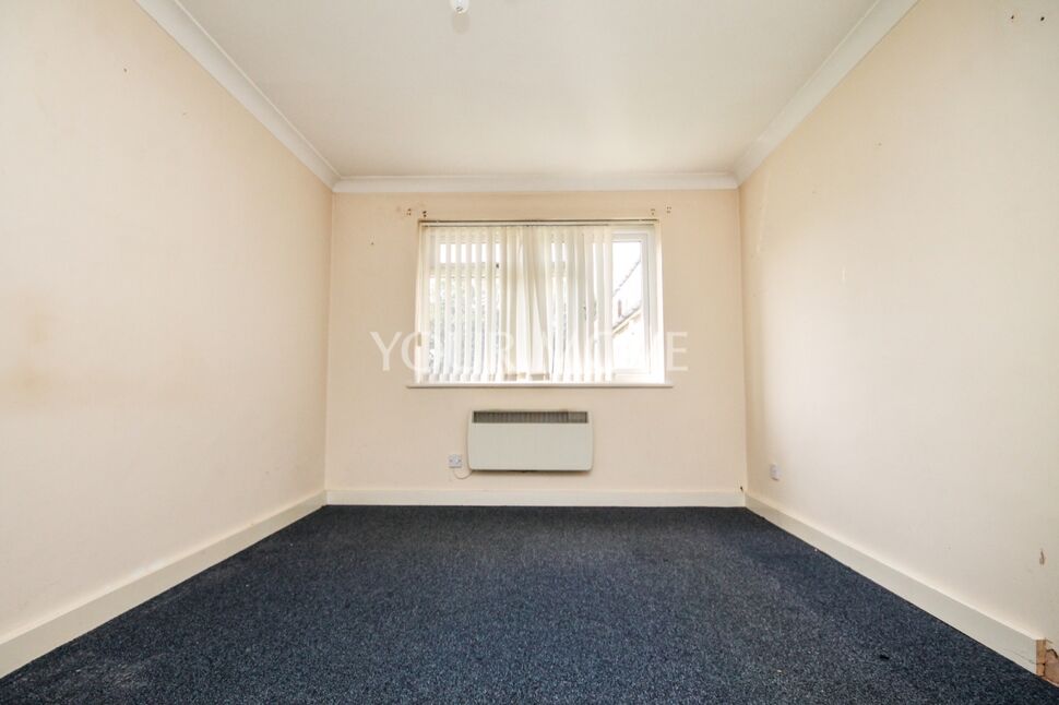 Flat Royle Close in Greater London